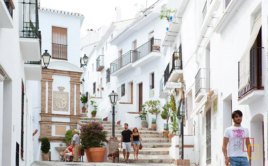 Qué visitar en Frigiliana: Calle Real