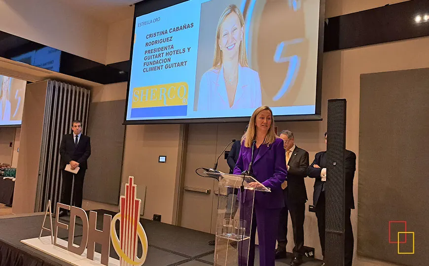 Cristina Cabañas Rodríguez, recibiendo el Estrella de Oro