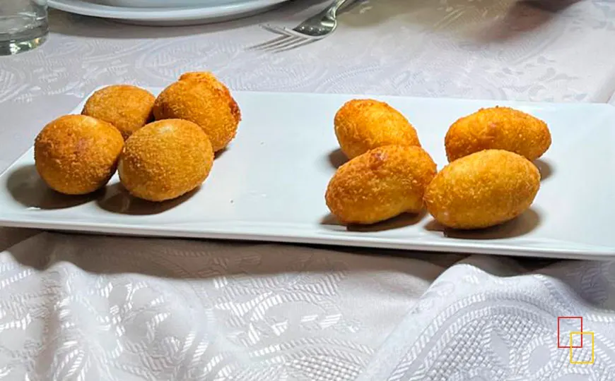 Croquetas de boletus y cabrales