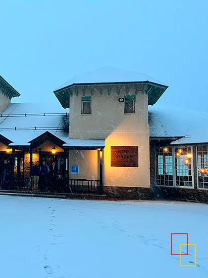 Entrada principal hotel Ziryab