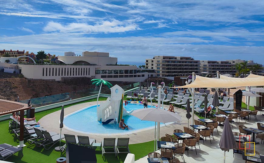 Piscina principal del Hard Rock Hotel Tenerife